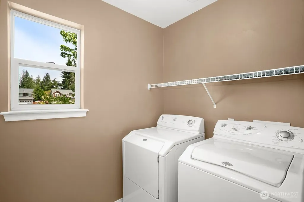 20031 11th Avenue W Lynnwood WA 98036