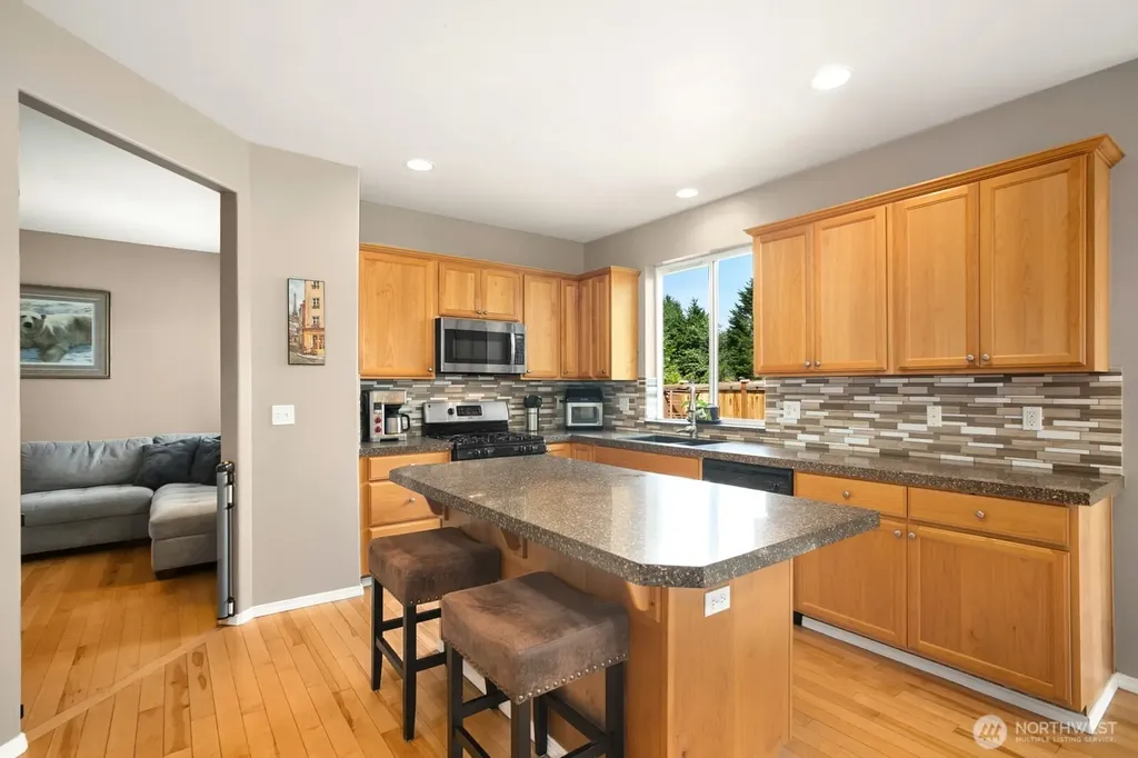 20031 11th Avenue W Lynnwood WA 98036