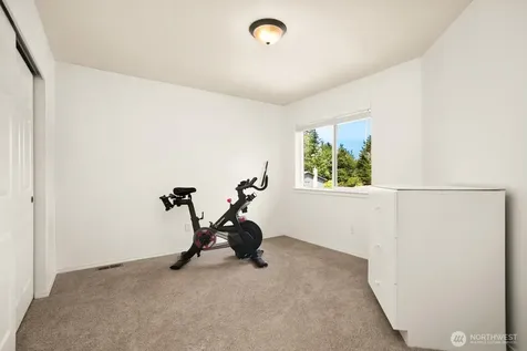 20031 11th Avenue W Lynnwood WA 98036