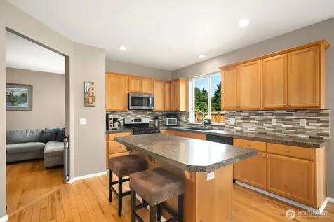 20031 11th Avenue W Lynnwood WA 98036