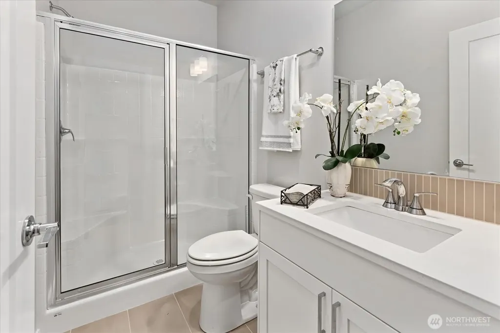 9 150th Place NW Lynnwood WA 98087