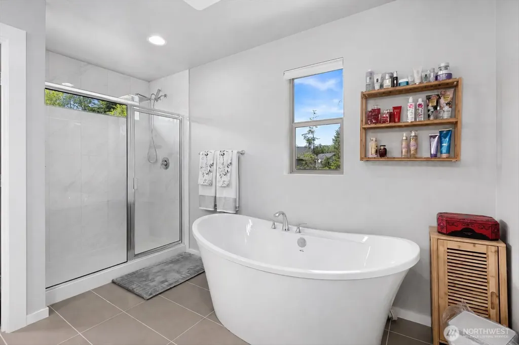 9 150th Place NW Lynnwood WA 98087