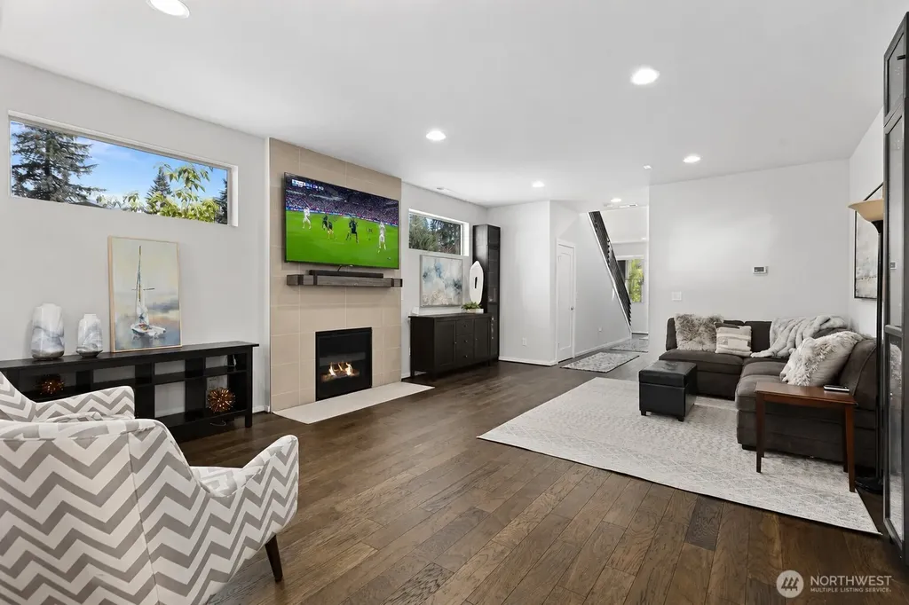 9 150th Place SE Lynnwood WA 98087