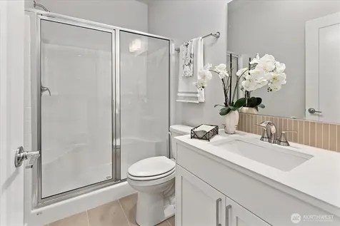 9 150th Place NW Lynnwood WA 98087