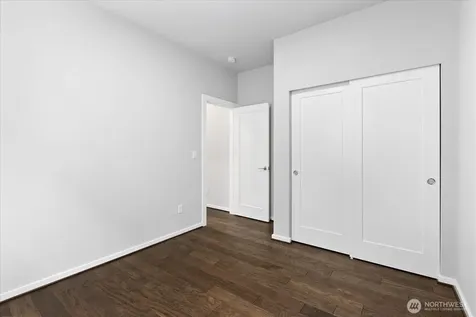 9 150th Place NW Lynnwood WA 98087