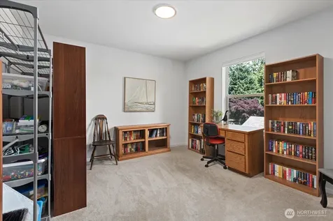 9 150th Place SE Lynnwood WA 98087