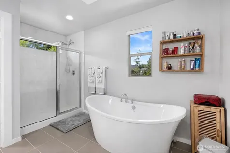 9 150th Place NW Lynnwood WA 98087