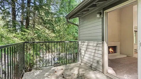 8033 145th Avenue NE Redmond WA 98052