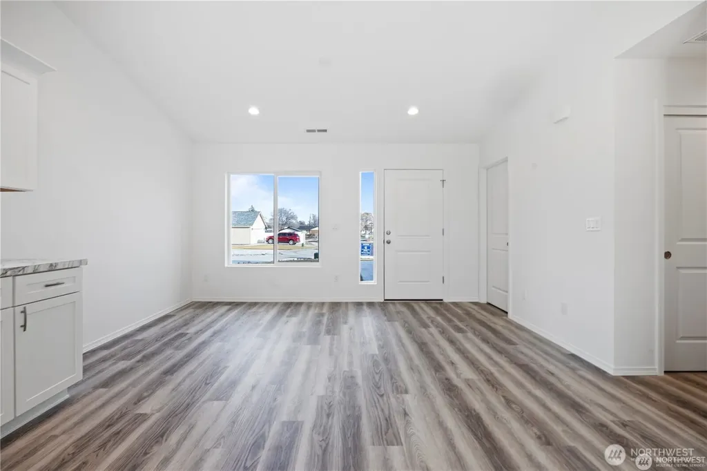 904 La Vista Drive Warden WA 98857