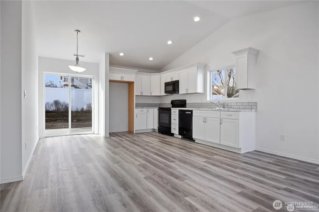 904 La Vista Drive Warden WA 98857
