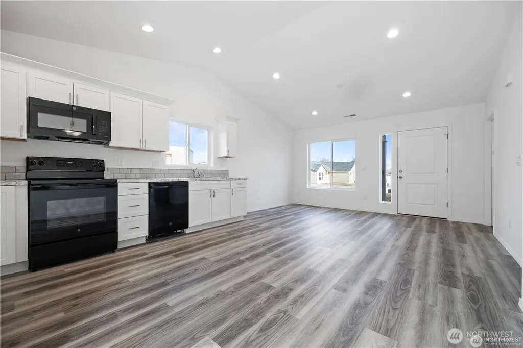 904 La Vista Drive Warden WA 98857