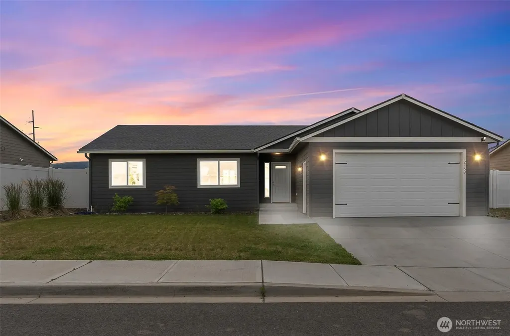 2468 3rd Street SE East Wenatchee WA 98802