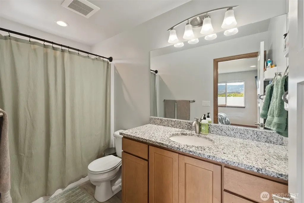 2468 3rd Street SE East Wenatchee WA 98802