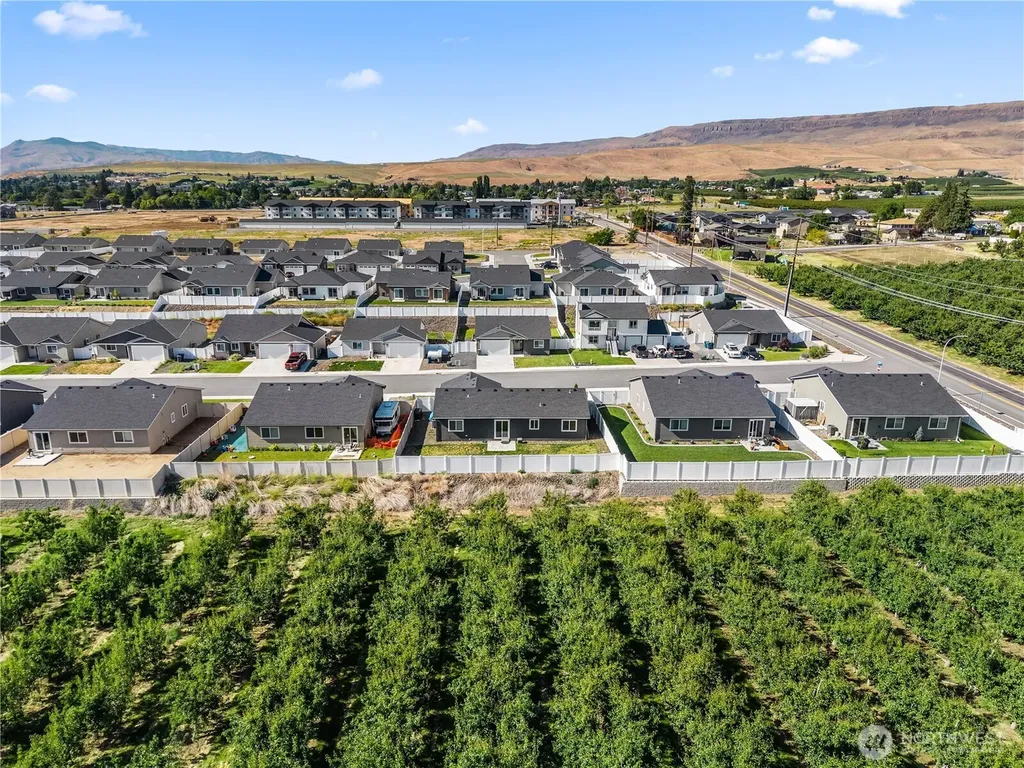 2468 3rd Street SE East Wenatchee WA 98802