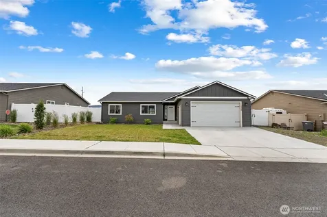 2468 3rd Street SE East Wenatchee WA 98802