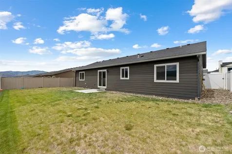 2468 3rd Street SE East Wenatchee WA 98802
