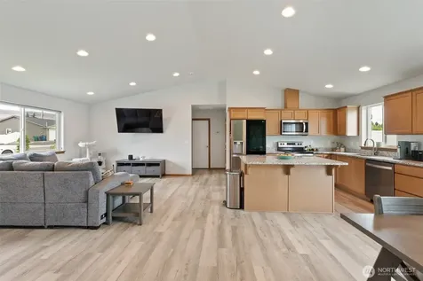 2468 3rd Street SE East Wenatchee WA 98802