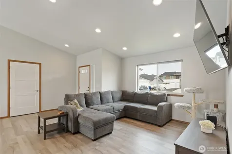 2468 3rd Street SE East Wenatchee WA 98802