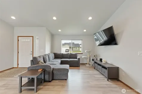 2468 3rd Street SE East Wenatchee WA 98802