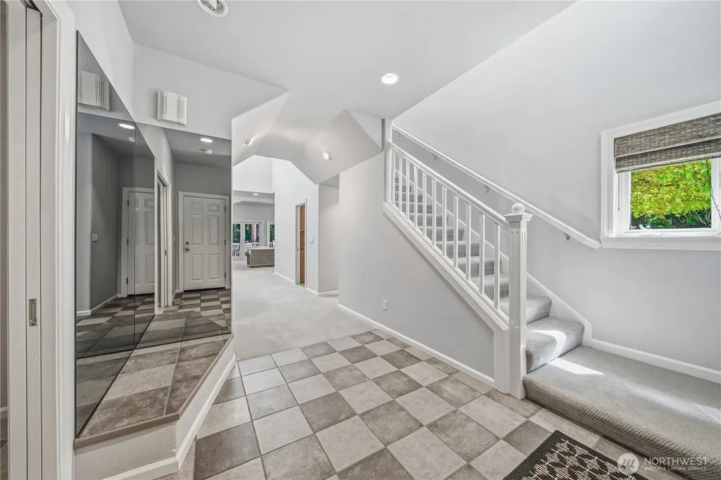 11202 Greystone Drive SW Lakewood WA 98499