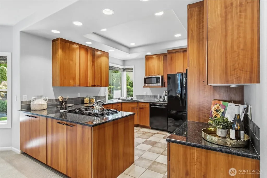 11202 Greystone Drive SW Lakewood WA 98499