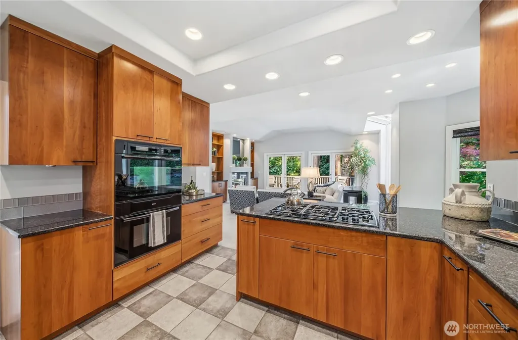 11202 Greystone Drive SW Lakewood WA 98499