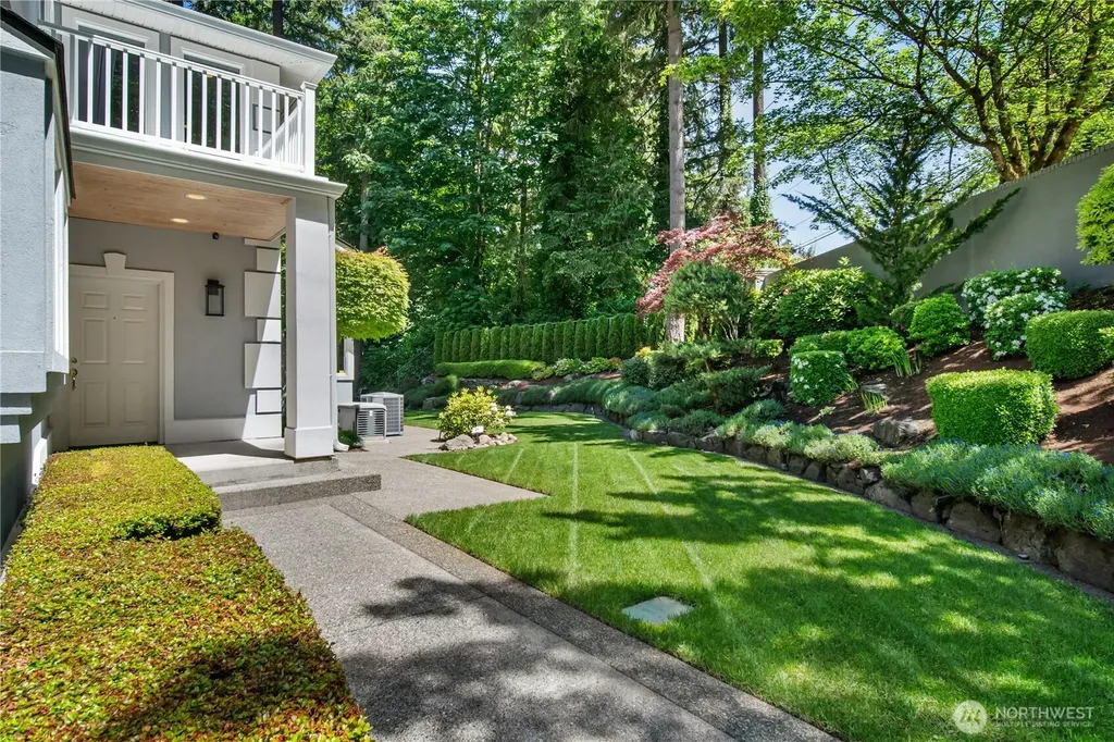 11202 Greystone Drive SW Lakewood WA 98499