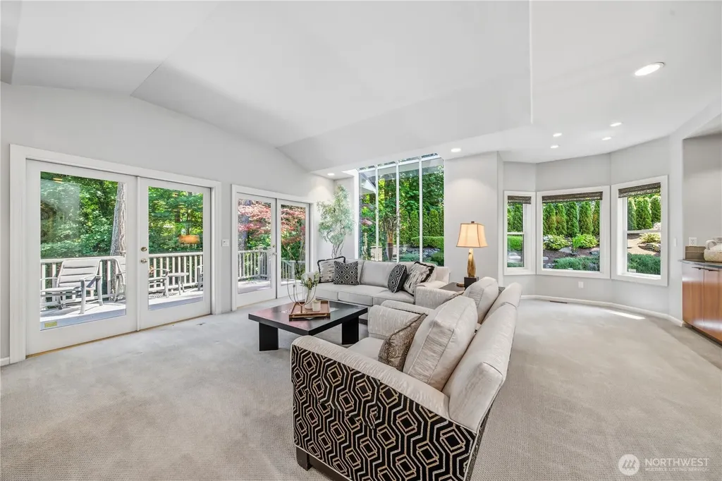 11202 Greystone Drive SW Lakewood WA 98499