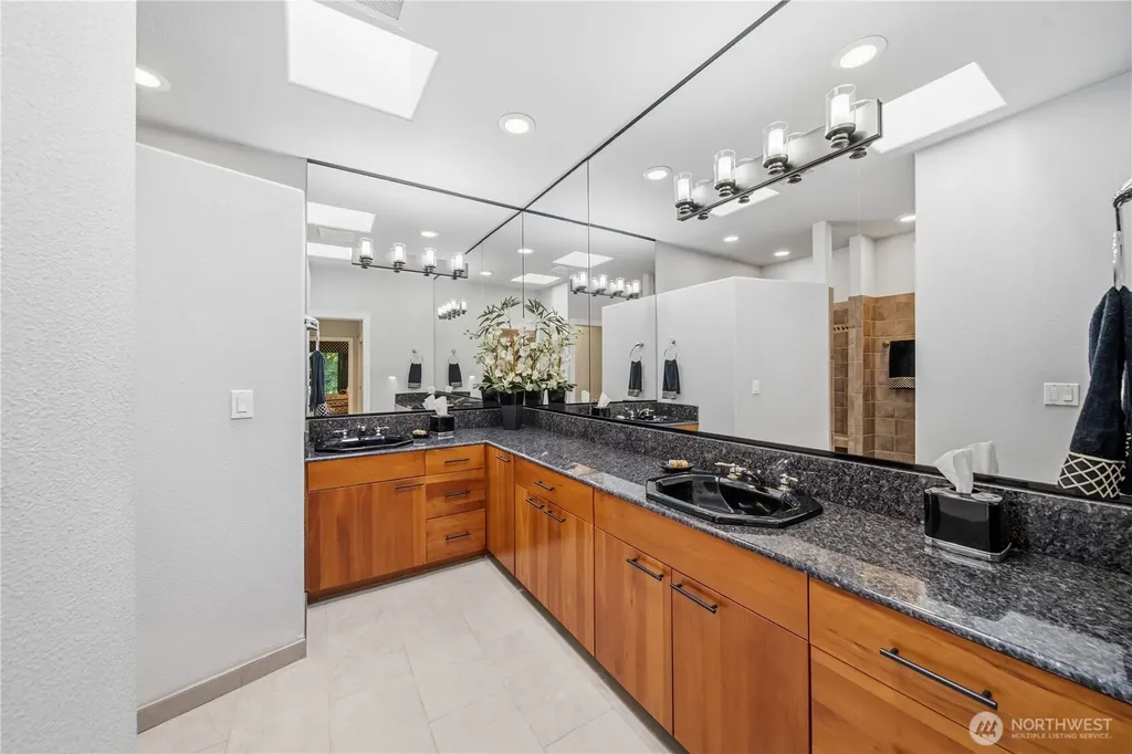 11202 Greystone Drive SW Lakewood WA 98499