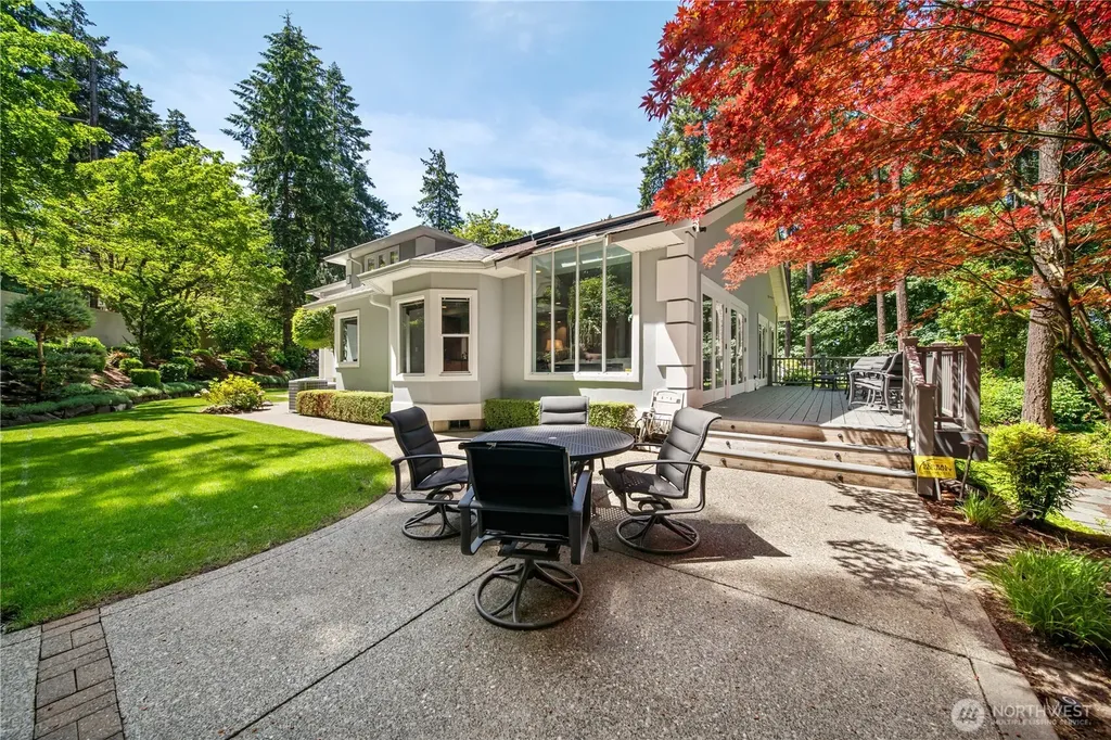 11202 Greystone Drive SW Lakewood WA 98499