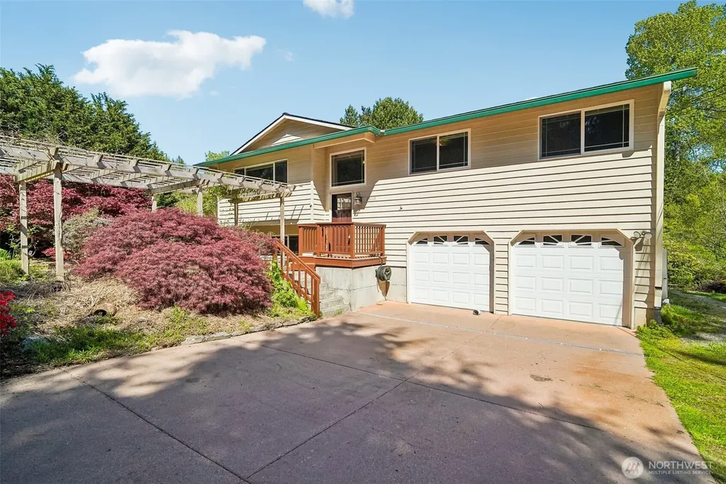 23113 23rd Drive NE Arlington WA 98223