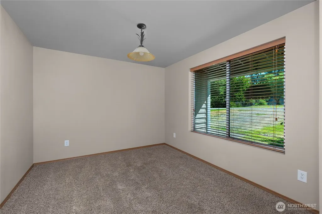 107 N Green Street Centralia WA 98531