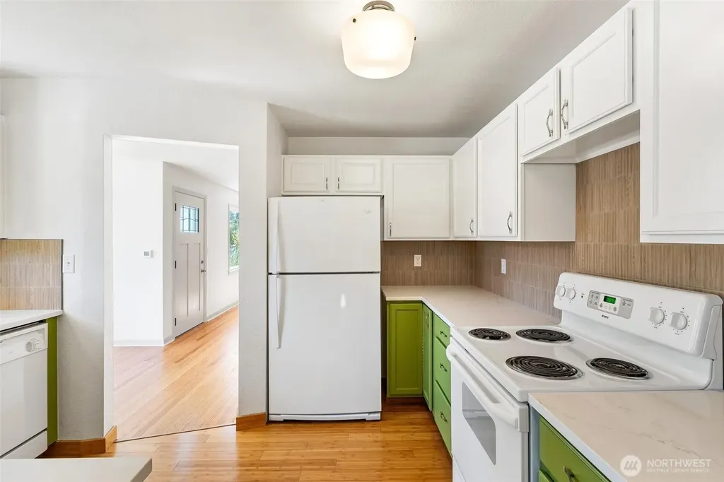9701 Dayton Avenue N Seattle WA 98103
