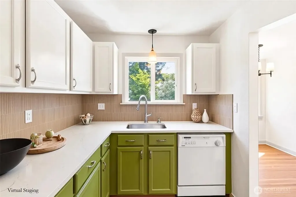 9701 Dayton Avenue N Seattle WA 98103