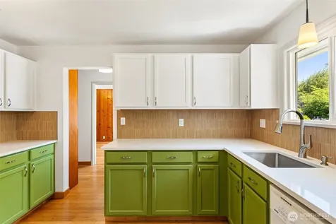 9701 Dayton Avenue N Seattle WA 98103
