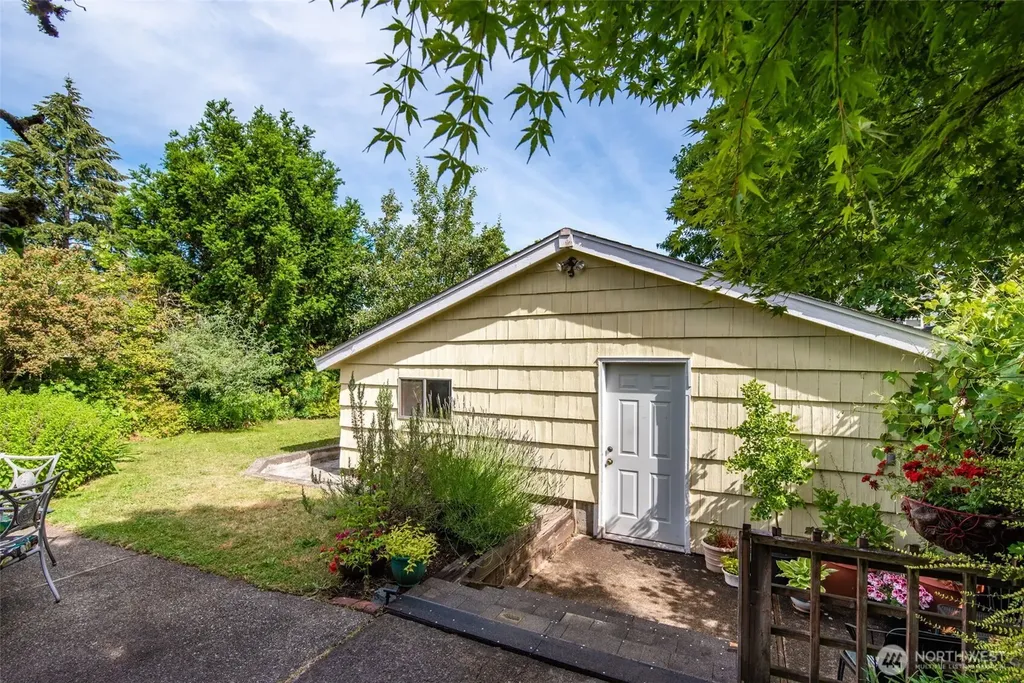 4813 N 25th Street Tacoma WA 98406
