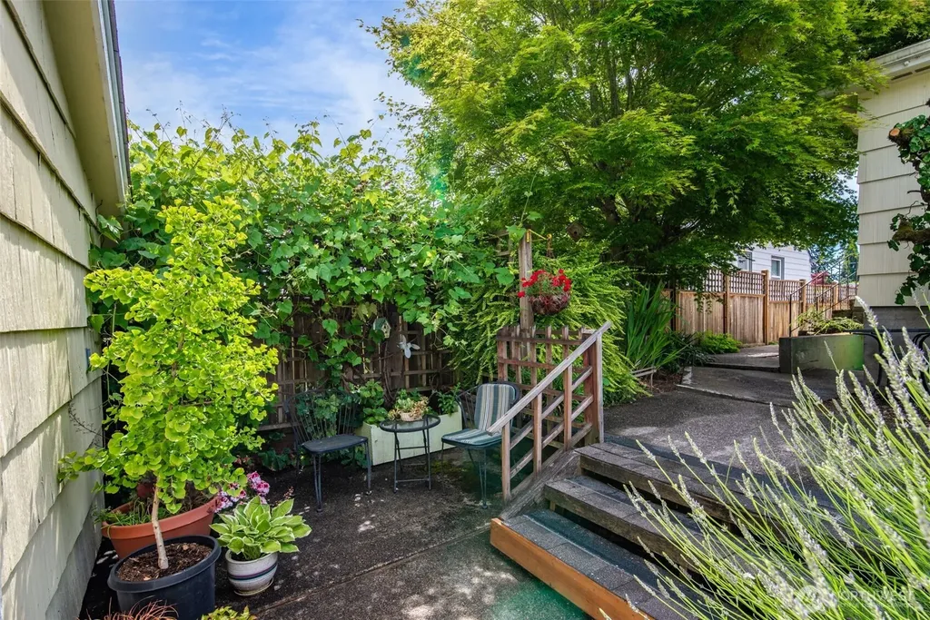 4813 N 25th Street Tacoma WA 98406