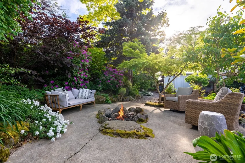 1905 Mt Baker Highway Bellingham WA 98226