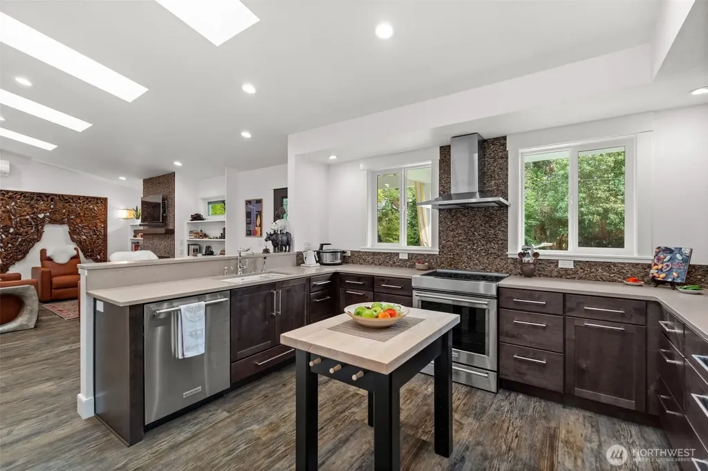 9604 Ridgeway Gig Harbor WA 98332
