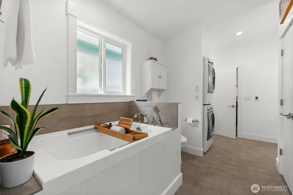 9604 Ridgeway Gig Harbor WA 98332