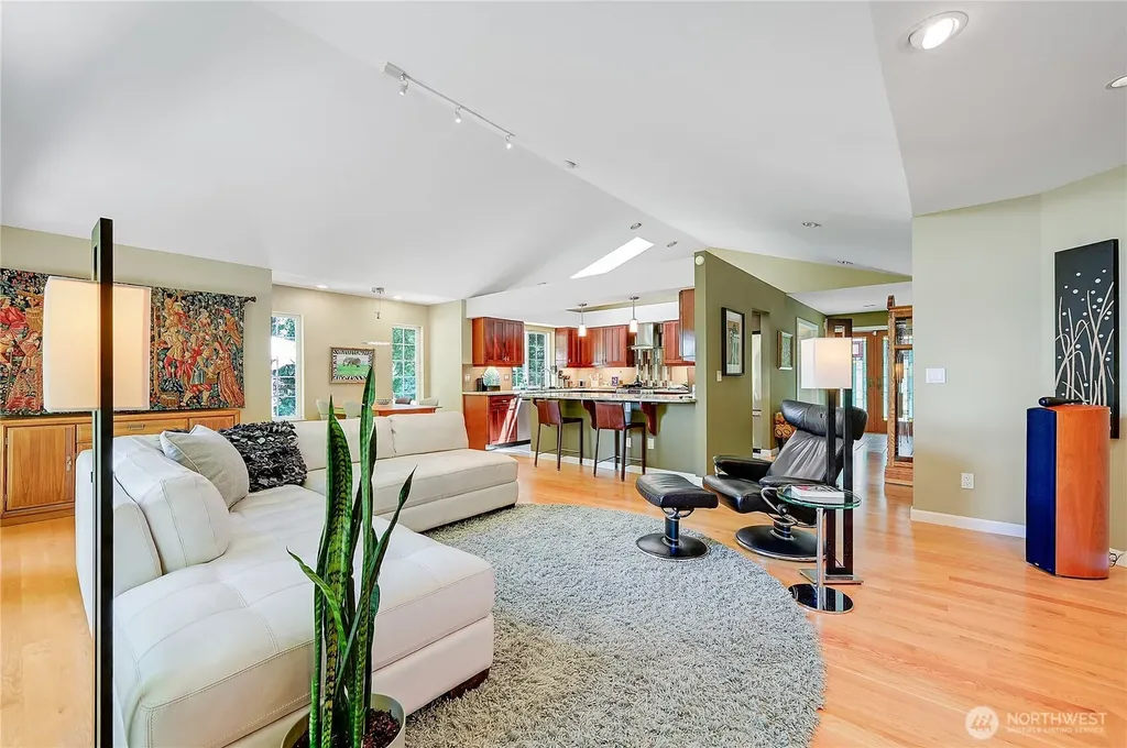 42 Twinsview Court Port Ludlow WA 98365