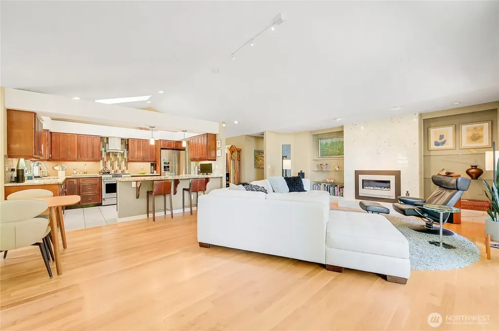 42 Twinsview Court Port Ludlow WA 98365