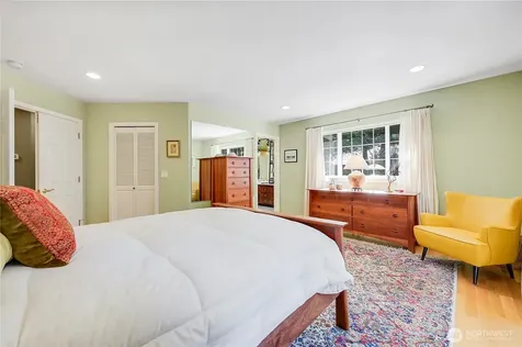 42 Twinsview Court Port Ludlow WA 98365
