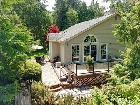 42 Twinsview Court Port Ludlow WA 98365