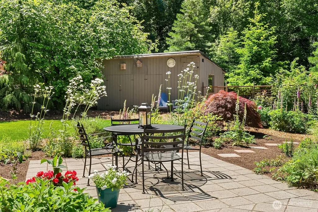 11323 E Riverside Drive Bothell WA 98011