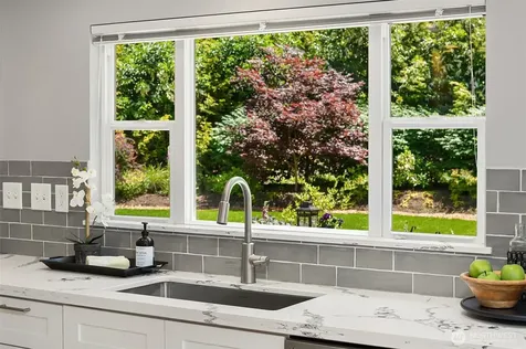 11323 E Riverside Drive Bothell WA 98011