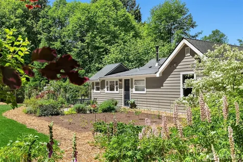 11323 E Riverside Drive Bothell WA 98011