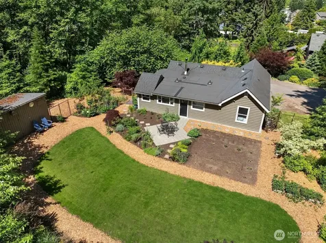 11323 E Riverside Drive Bothell WA 98011