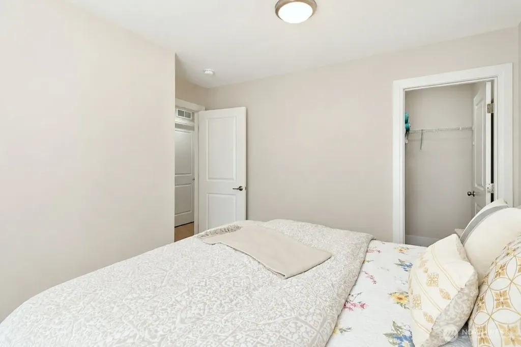 19607 25th Drive SE Bothell WA 98012
