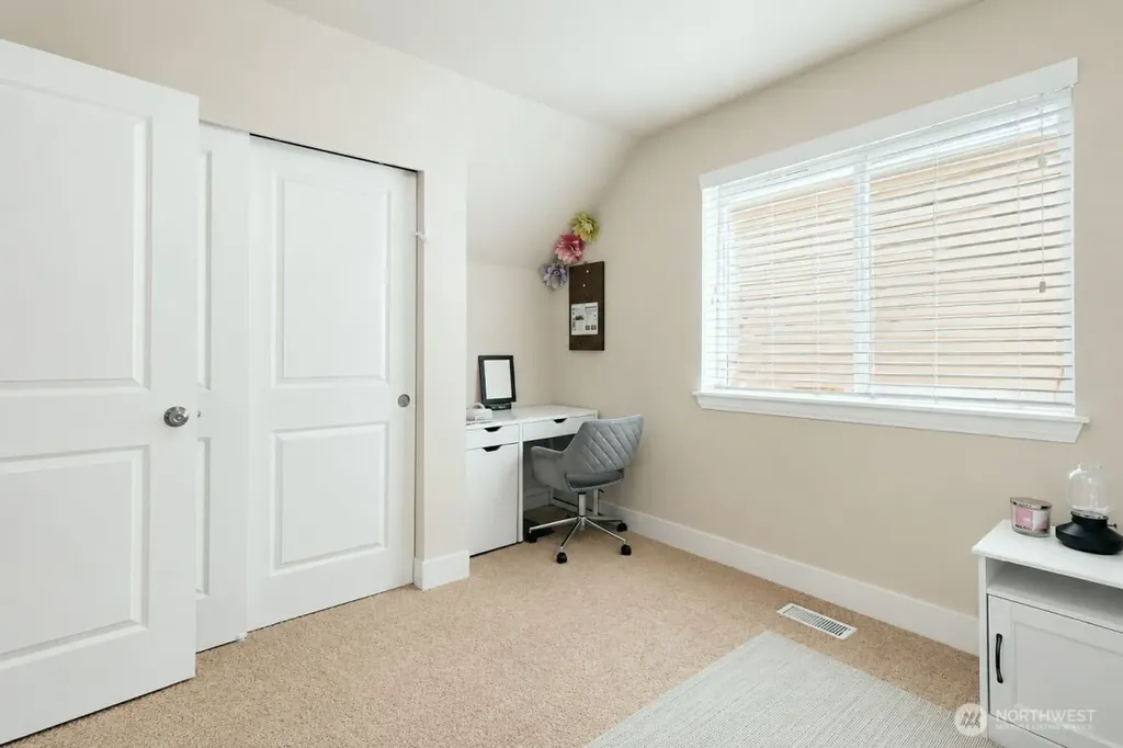 19607 25th Drive SE Bothell WA 98012